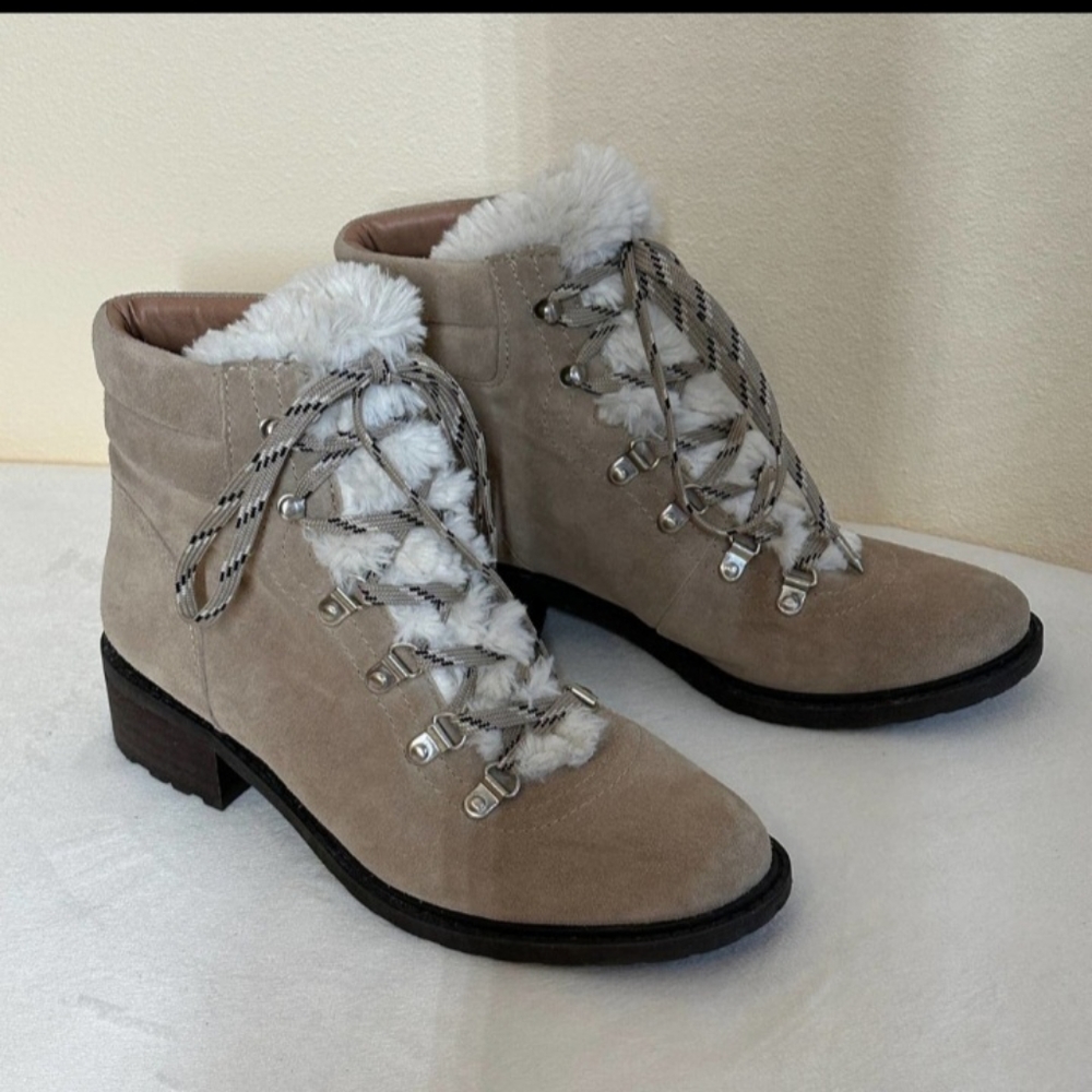 Sam Edelman Darrah faux fur. Suede boots hiking style. Size 9. - Picture 6 of 6
